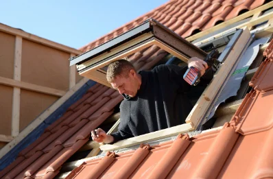 Pose de fenêtres de toit Velux à Érôme